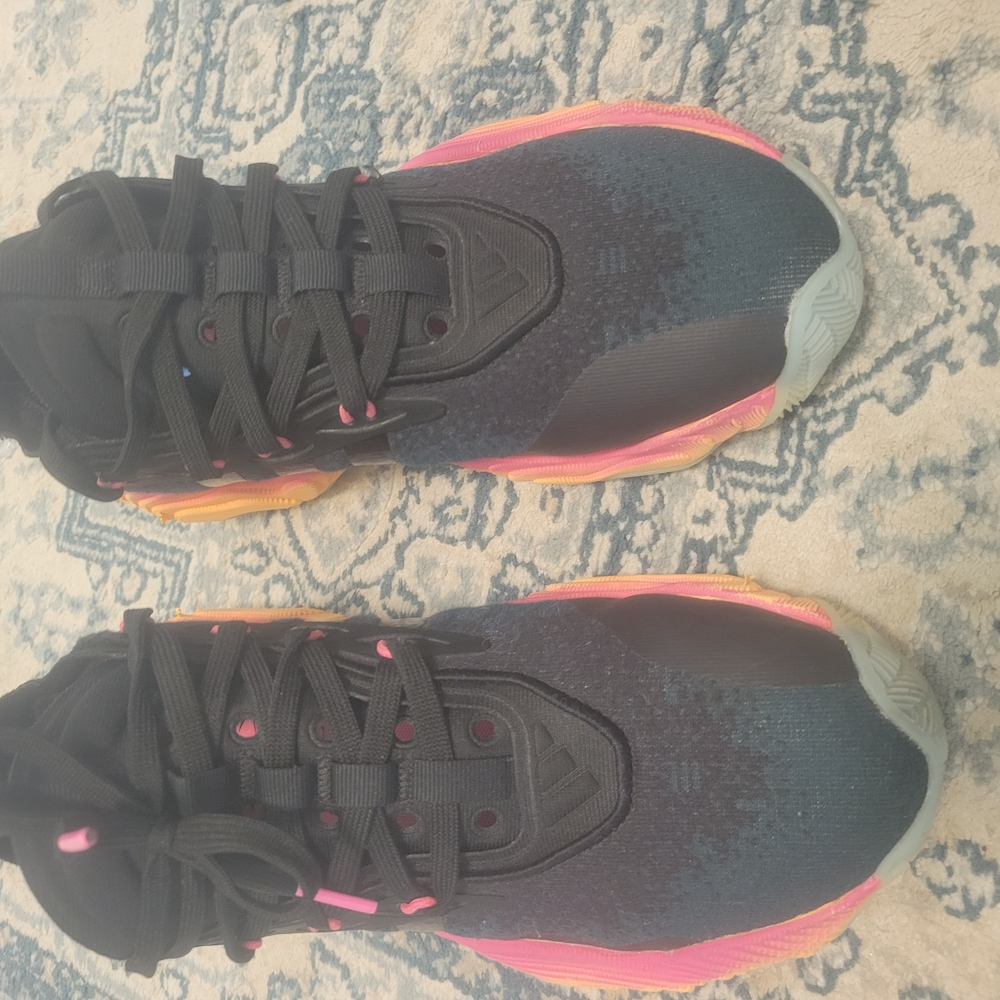 Stylish Black and Pink Women's Sneakers
